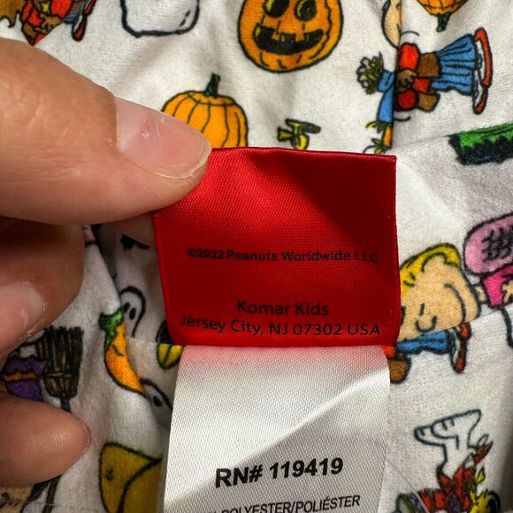 Peanuts Snoopy Kids Pajama Set Halloween Matching Family 24M Shirt Pants‎ PJs - Picture 7 of 13